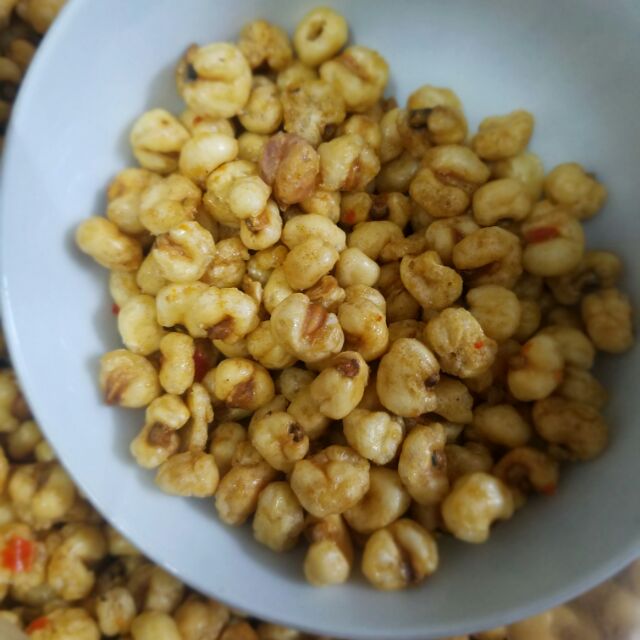 Ngô giòn xóc mắm cay