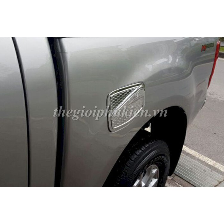 Ốp nắp bình xăng Ford Ranger( hàng chất )