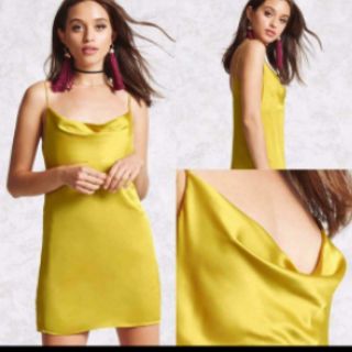 Đầm 2 dây phi bóng F21