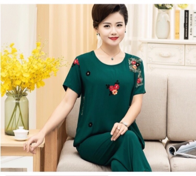 Bộ lanh thêu hoa trung niên cực mát