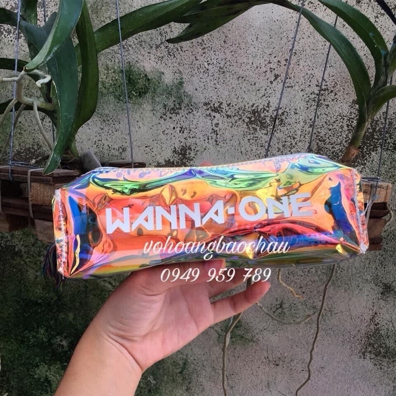 BÓP VIẾT HOLOGRAM WANNAONE