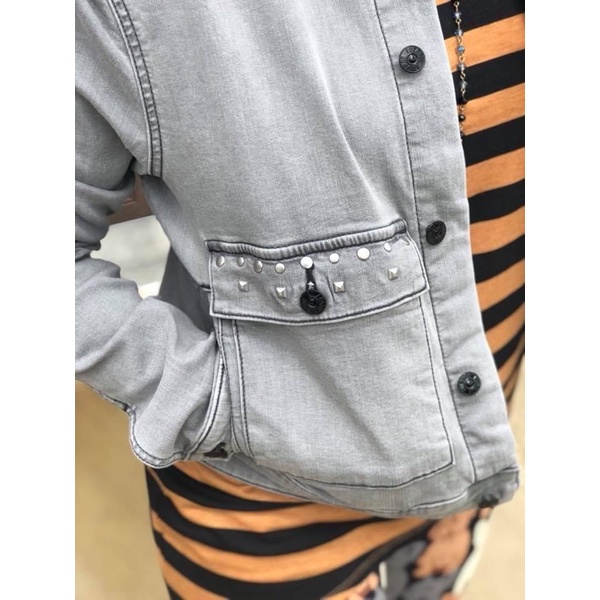 Áo Khoác Jeans Bò Unisex Dáng Ngắn Phối Túi Ngực Thêu Cườm LULAROE Hàng Xuất Xịn Cao Cấp Chất Siêu Đẹp Nặng Tay Xám Đá