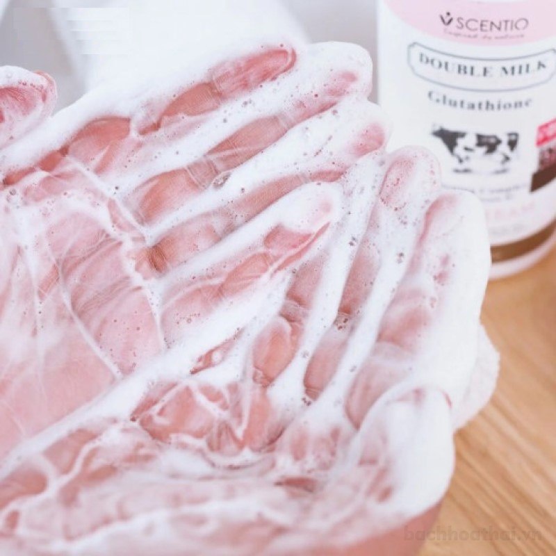 Scentio Double Milk Triple White Bath Cream Sữa tắm bò giữ ẩm trắŉg da