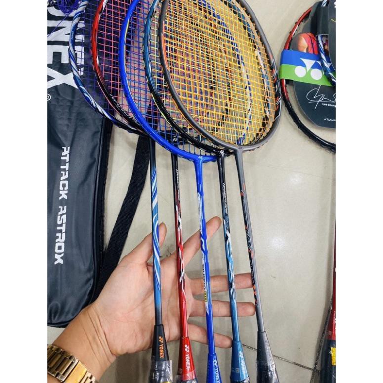 VỢT CẦU LÔNG YONEX 100% cacbon ( tặng kèm đan dây,cuốn cán + Túi đựng vợt) ་