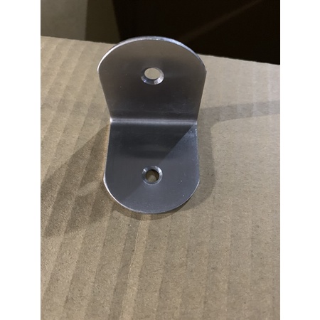 KE VUÔNG HAI LỖ VẬT LIỆU INOX 304