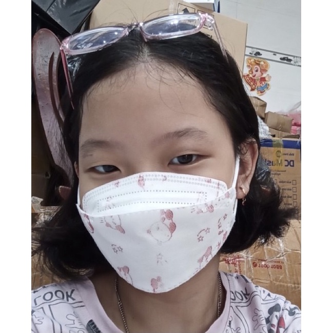 1 bịt 10cái khẩu trang N94 e bé