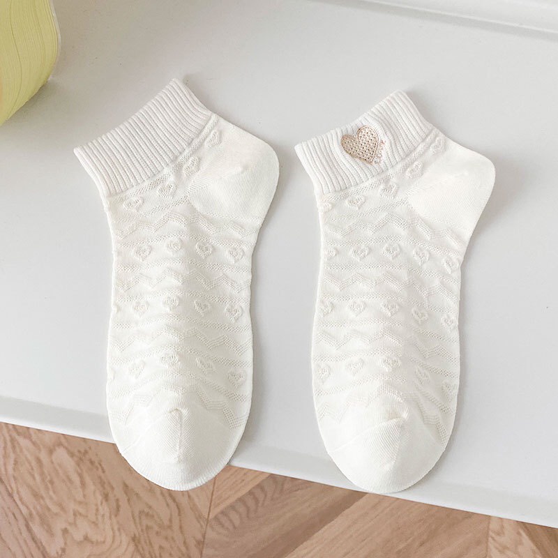 Tất nữ cổ ngắn màu trắng phong cách hàn quốc họa tiết thanh lịch mềm mại thấm hút mồ hôi