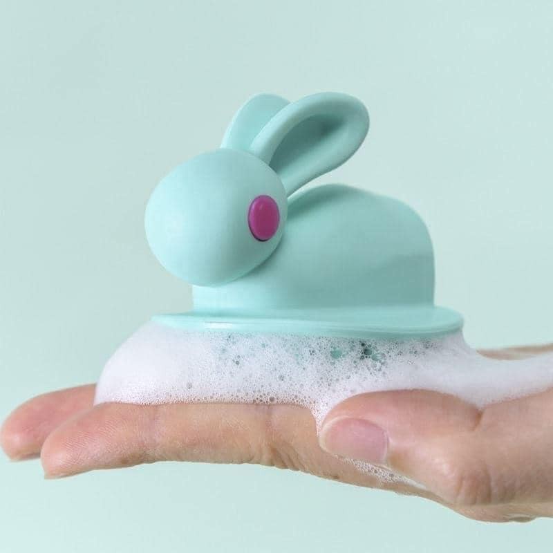 Dụng cụ gội đầu giúp massage thư giãn hình con thỏ