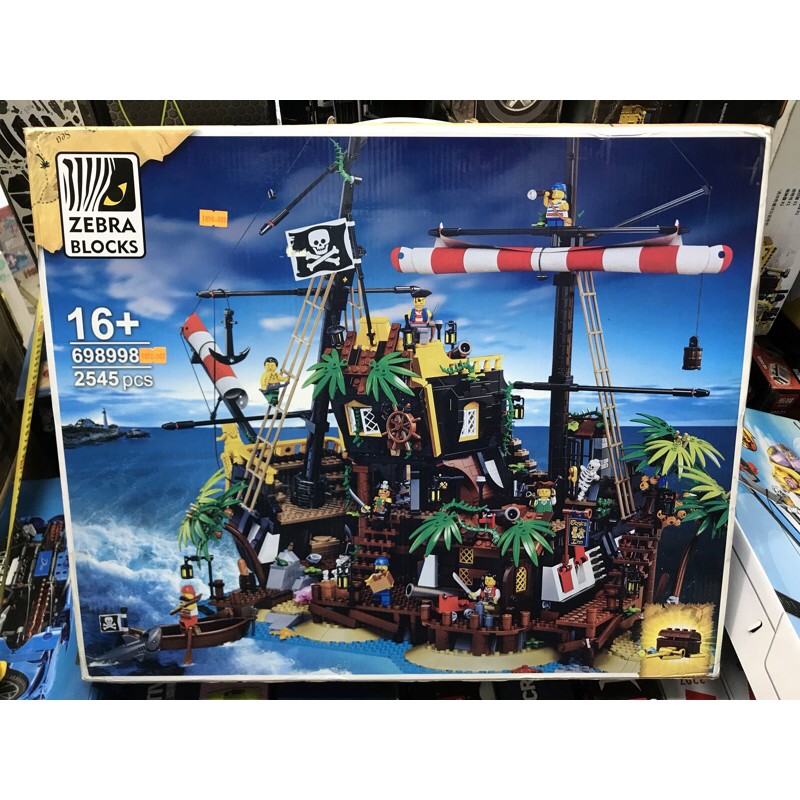 Đồ chơi xếp hình ZEBRA BLOCKS 698998 Non Lego 21322 Đảo hải tặc