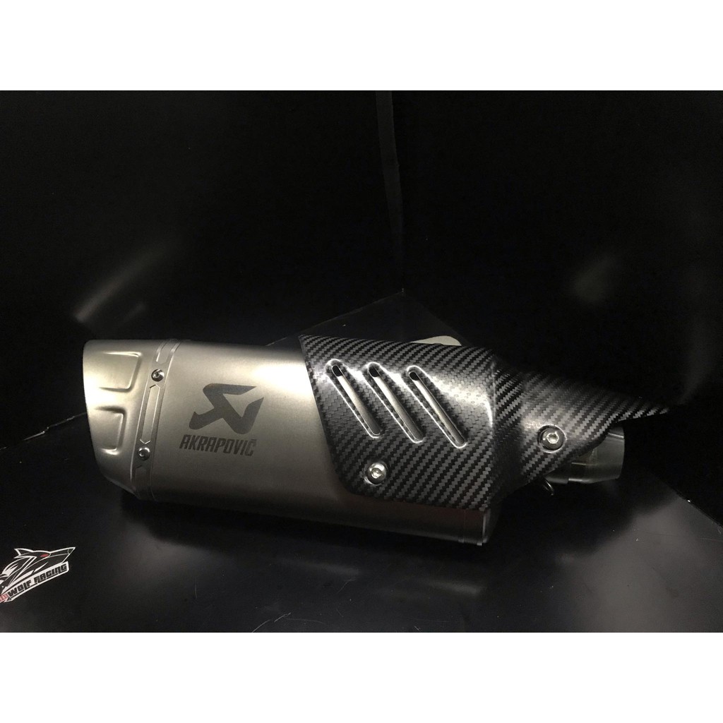 Pô Akrapovic R1 ốp carbon thật