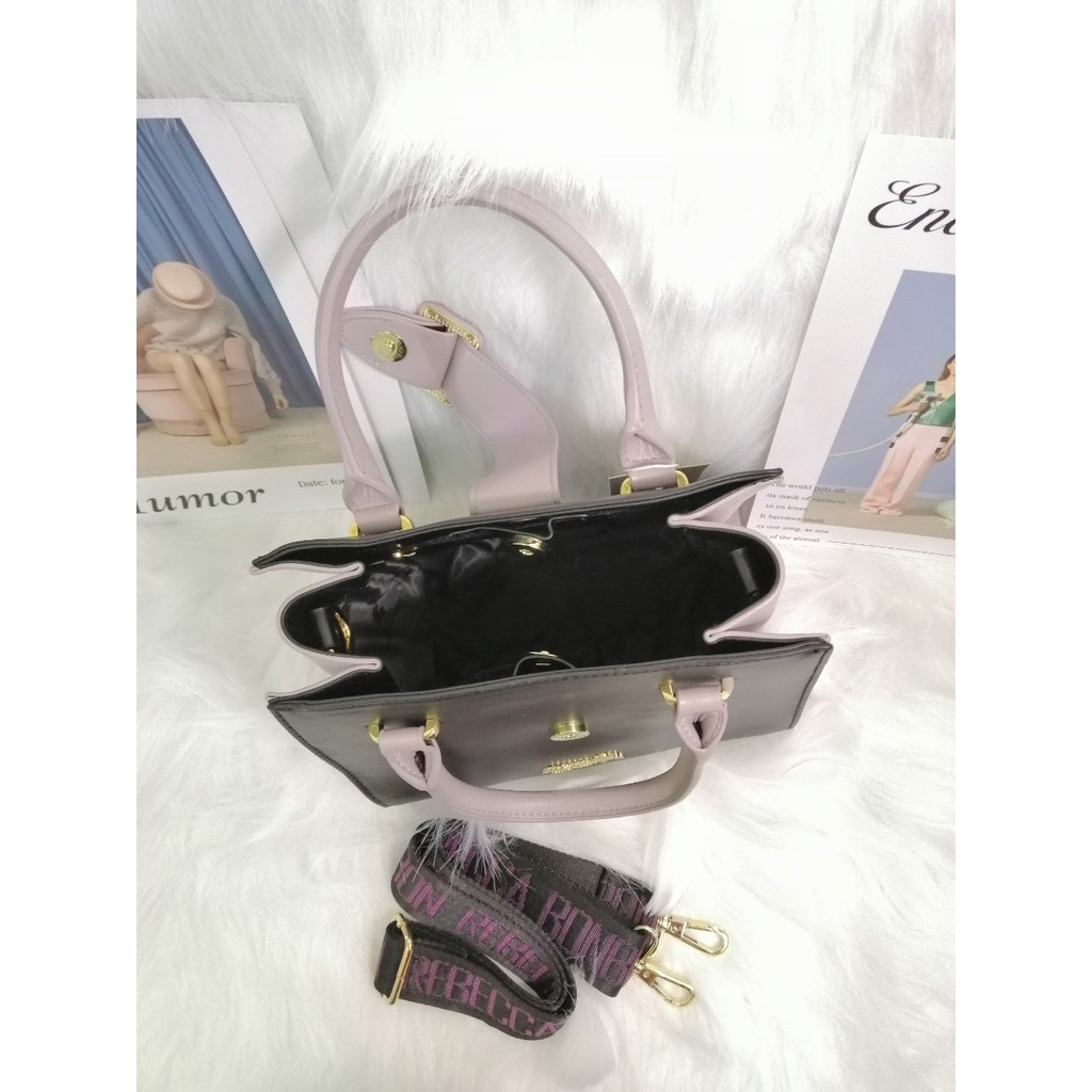 Túi cầm tay vuông màu nho phối đen PU. #RebeccaBonbon chó Bull Nhật Bản