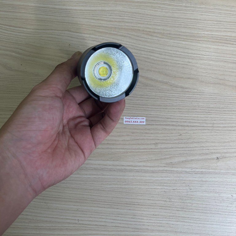 Đèn pin siêu sáng Supfire L6-G thế hệ mới, bóng 36w siêu sáng, Pin to cực khỏe, kiêm sạc dự phòng –