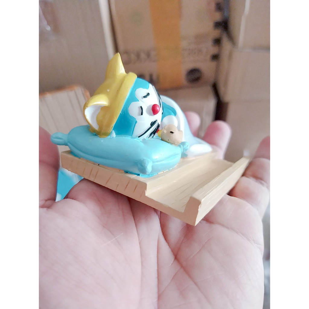 Đồ chơi mô hình Doraemon đang ngủ - Đế để điện thoại