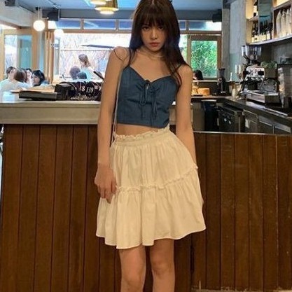 Chân váy ngắn lưng thun có quần | BigBuy360 - bigbuy360.vn