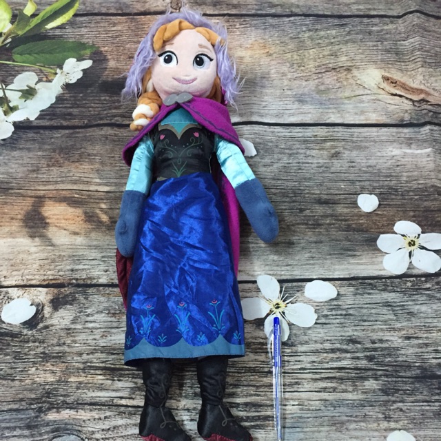 Búp bê Elsa bằng bông