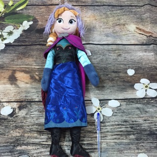 Búp bê Elsa bằng bông