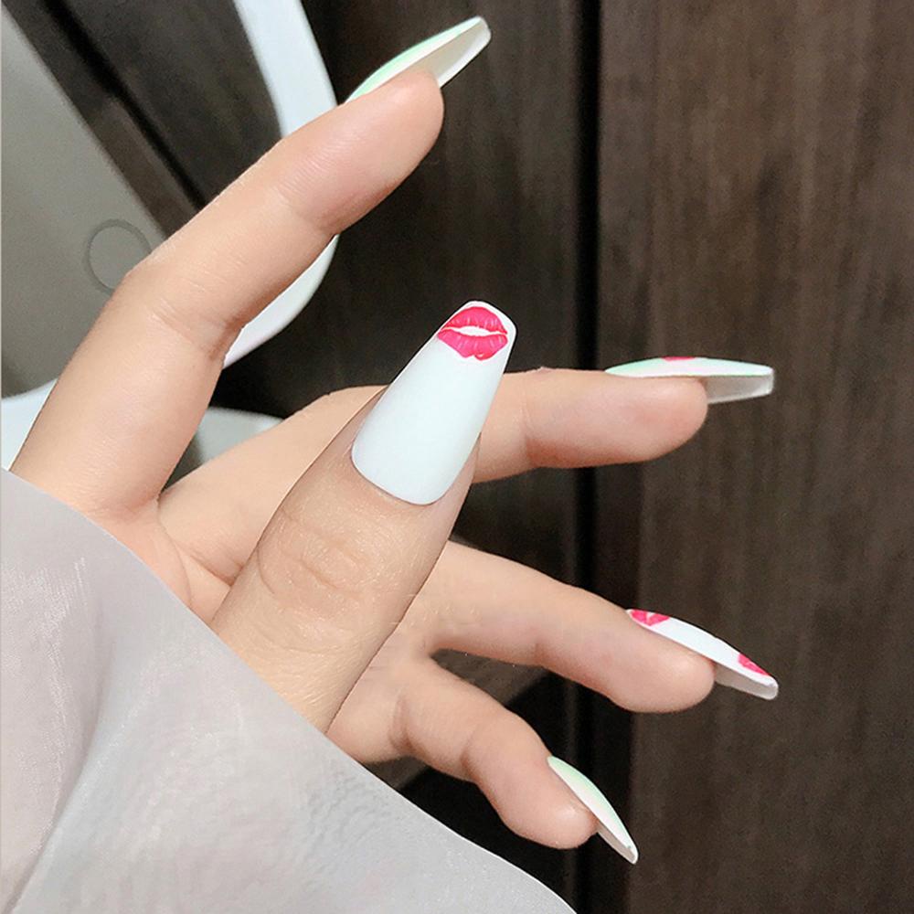 Miếng Dán Trang Trí Móng Tay Hình Đôi Môi 5D Thời Trang DIY