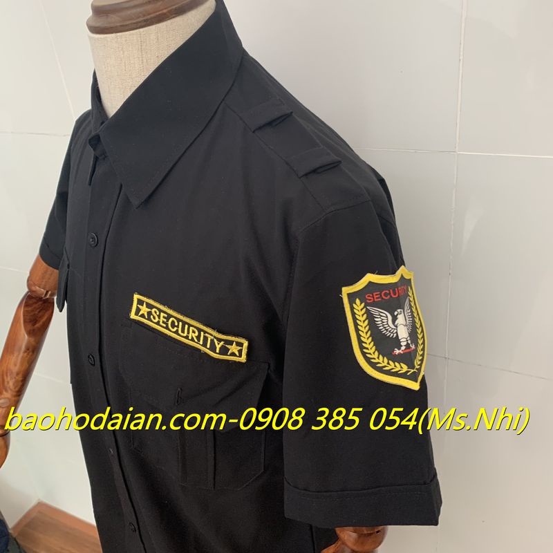 Áo vệ sĩ tay ngắn màu đen vải kate ford thấm hút mồ hôi kèm 2 logo vai ngực