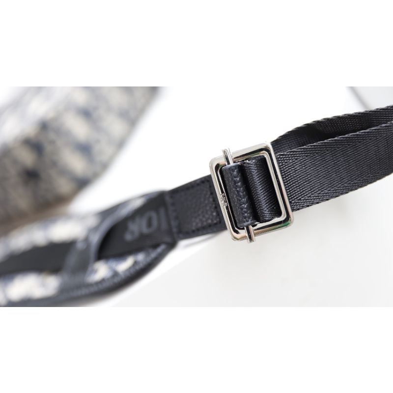 Túi đeo chéo nam&amp;nữ màu vải xanh sz11x17cm vải xanh chữ CD siêu hot