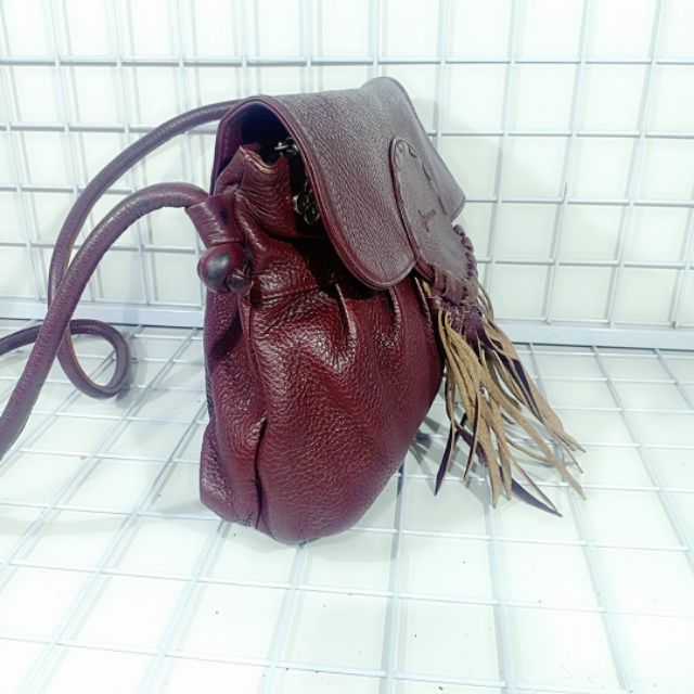 Túi đeo chéo tua rua da thật secondhand  240315