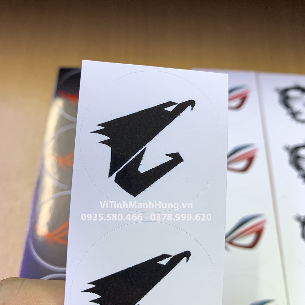 Sticker tròn dán quạt - fan case, đường kính 3.5cm, logo Aorus – Rog – MSI.