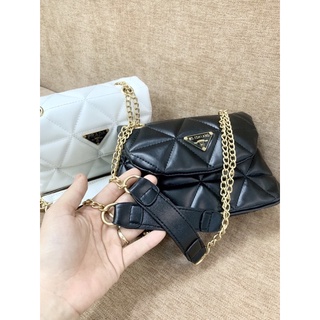 Túi Đeo Chéo Prada Da Mềm Trắng - Đen