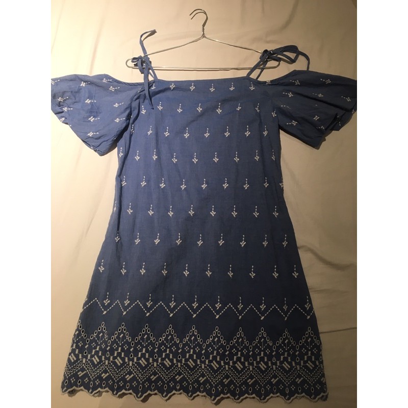 Đầm hai dây trễ vai H&M