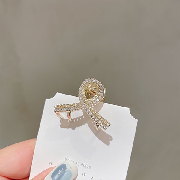 Kẹp Tóc Hình Chú Cá Mập Dễ Thương Cho Nữ