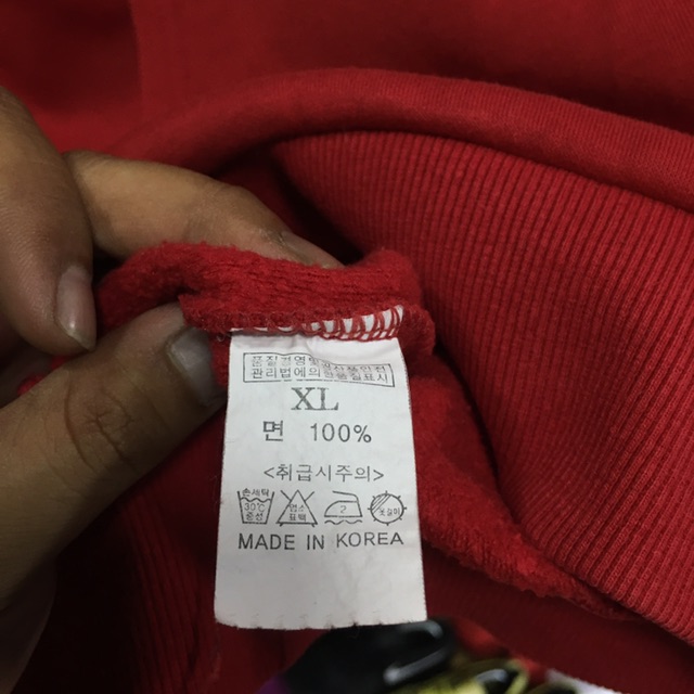 Áo hoodie Supreme hàng si từ Hàn quốc