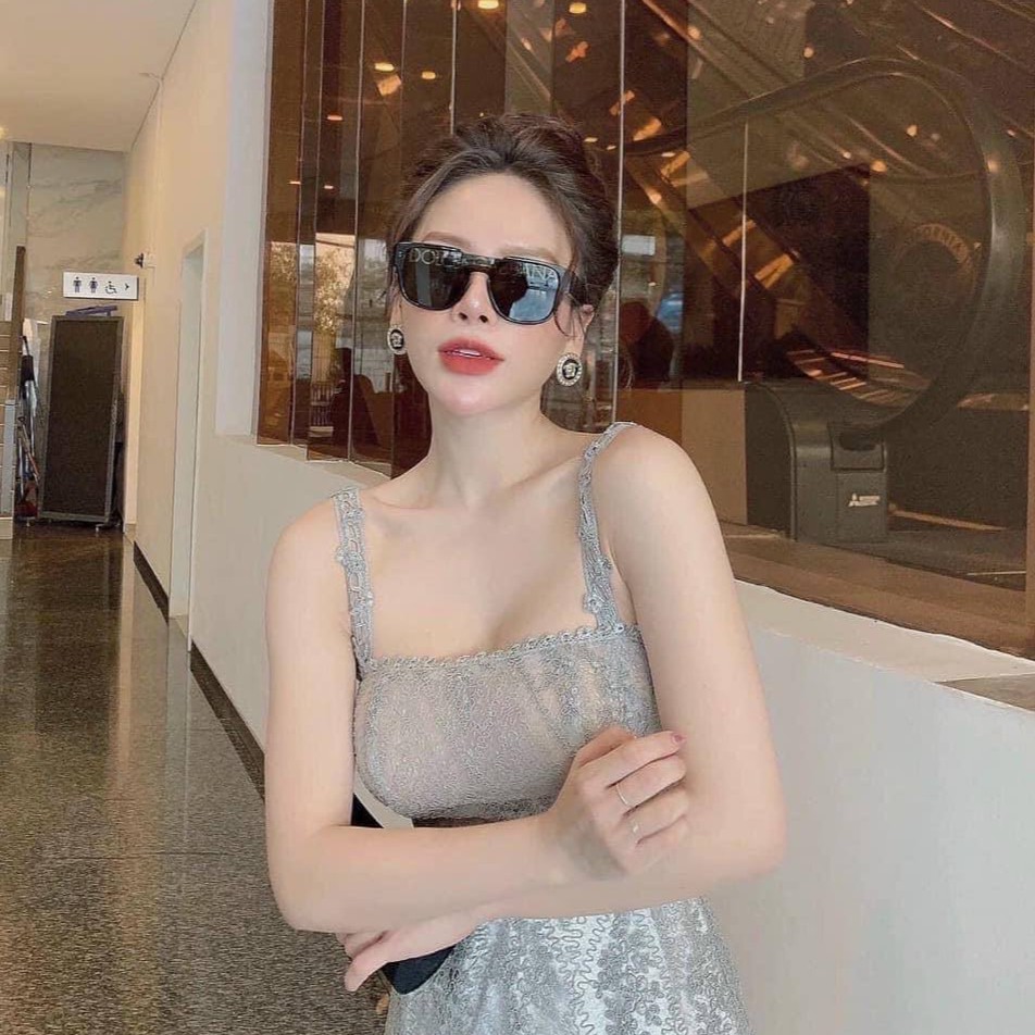 Khuyên tai hiệu hình đầu sang chảnh SC226