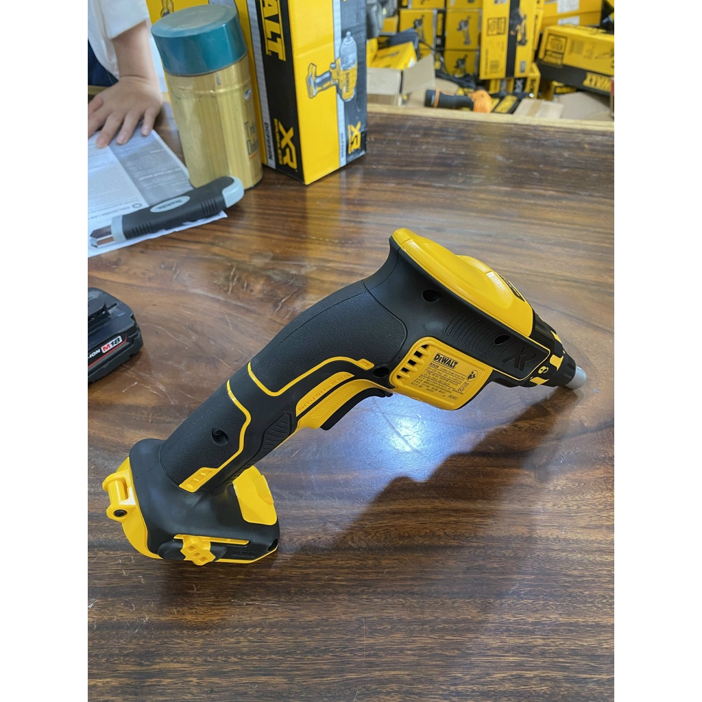 Máy bắt vít thạch cao dùng pin 20V DeWalt DCF620N-KR
