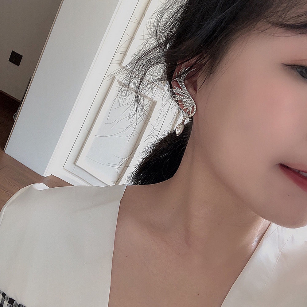 Bông Tai Đính Đá Zircon Hình Đôi Cánh Thiên Thần Thanh Lịch