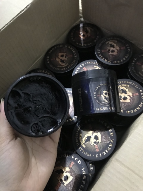 Sáp vuốt tóc nam SHAPED VARIETY POMADE 100gr