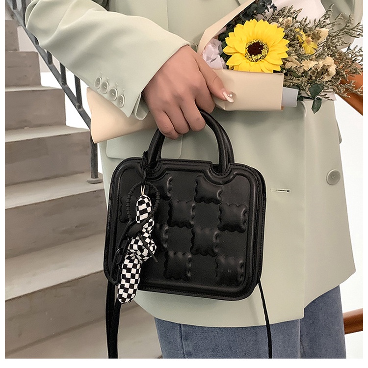 Túi xách JASMIN NOIR họa tiết caro phối tua rua thời trang cho nữ
