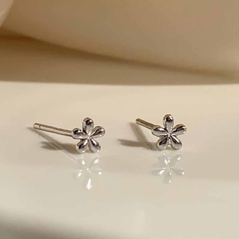 Khuyên Tai Hình Hoa Nhỏ Xinh Thời Trang Cho Nữ