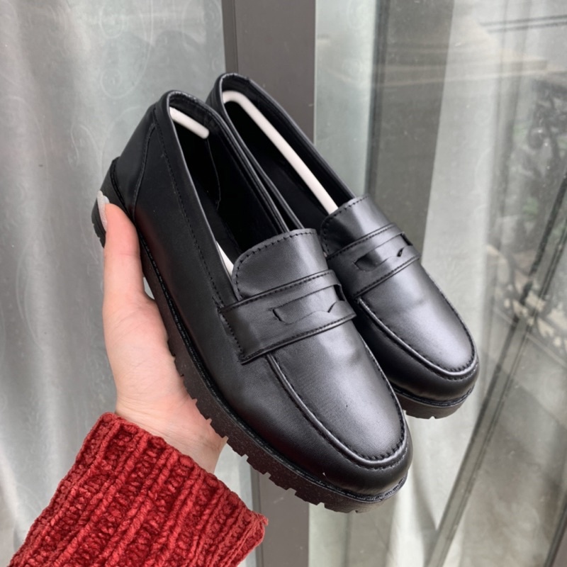 GIÀY LƯỜI DA,ĐỘN ĐẾ SIÊU ĐẸP   ĐẾ ĐỐC HÀNG ĐẸP ,2MÀU TRẮNG ĐEN