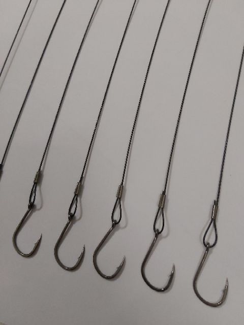 Dây cáp câu cá kèm sẵn lưỡi