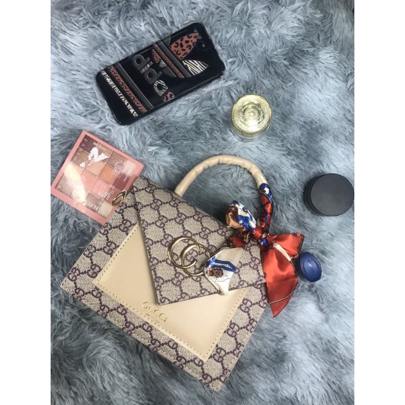 Túi Xách Nữ Da Phong Cách Trẻ Trung Tặng Kem Khăn