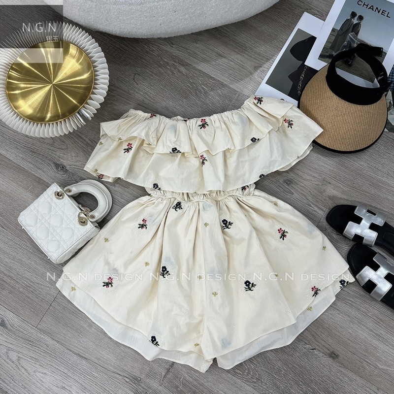 Jum thô hoa điệu đà