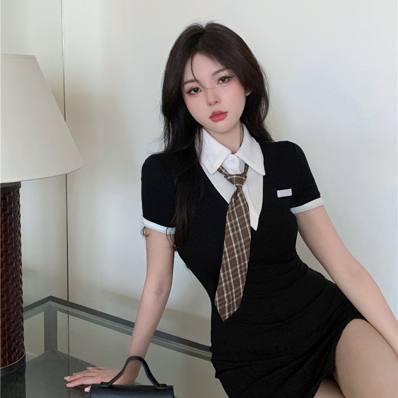Set Áo Thun Cổ Bẻ + Chân Váy Ôm Xẻ Tà Phong Cách Preppy Thời Trang Cho Nữ