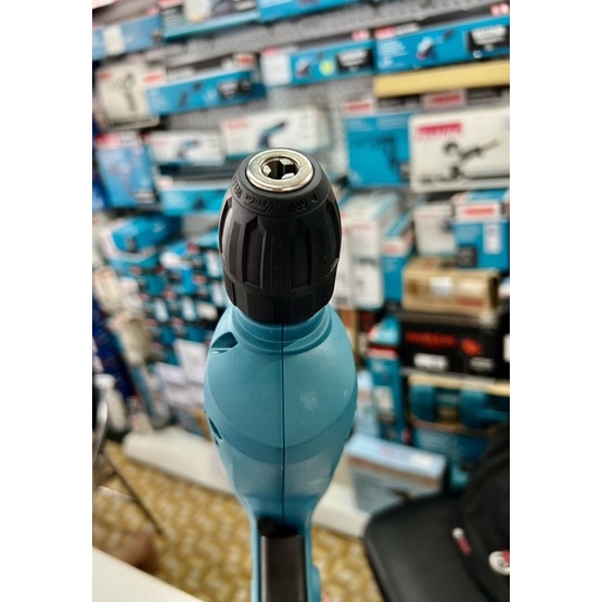 Máy khoan đầu AutoLock cầm tay bằng điện Makita M0601B