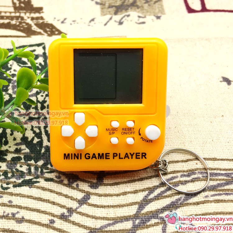 Móc chìa khóa kiêm máy chơi game cổ điển C112 | BigBuy360 - bigbuy360.vn