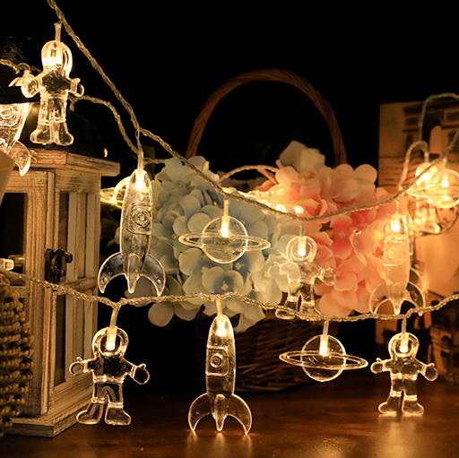 Dây Đèn Led Trang Trí Hình NGười Vũ Trụ 1.5 / 3m
