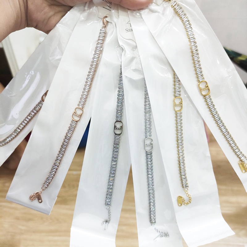 Lắc Tay CD Đính Đá Zircon Nhân Tạo Titan Ko Đen TT 4399