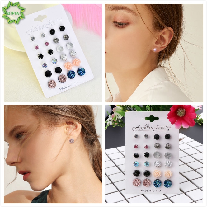 Bộ 12 đôi hoa tai đính đá lấp lánh xinh xắn dành cho nữ