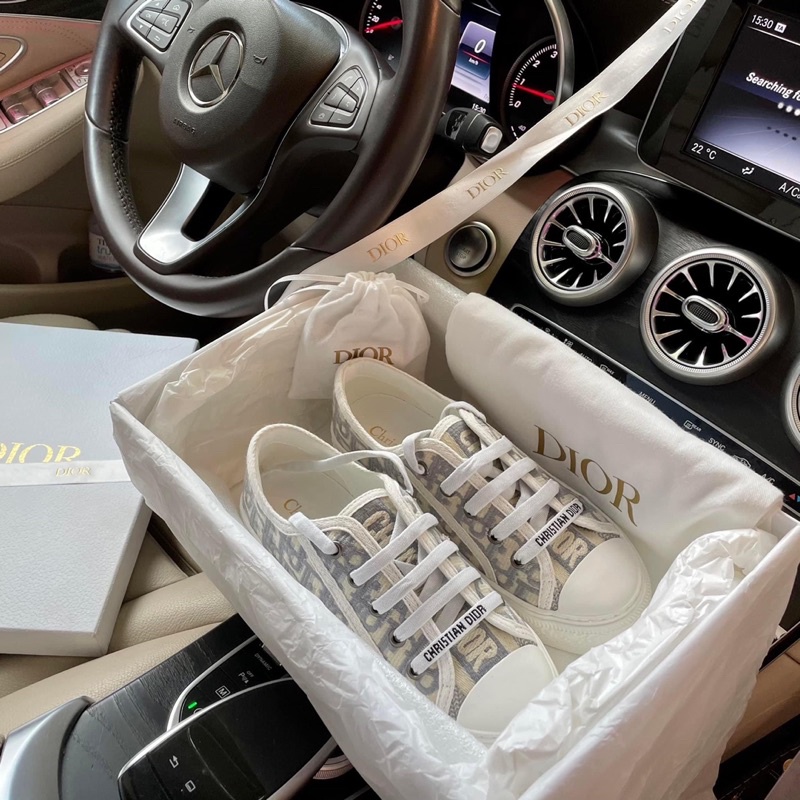 Giày thể thao D i o r thêu cao cấp fullbox