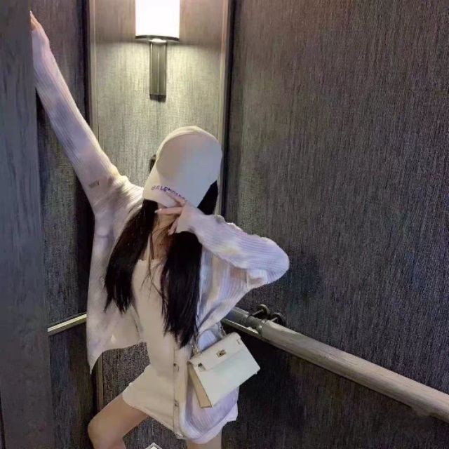 Áo khoác len cardigan màu loang Jennie xuân thu | BigBuy360 - bigbuy360.vn