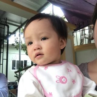 Yếm xô buộc dây cho bé