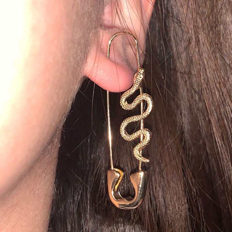 Khuyên Tai Hình Rắn Không Gây Dị Ứng Độc Đáo