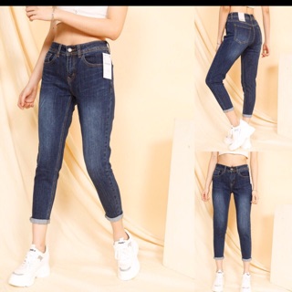 Quần jeans nữ